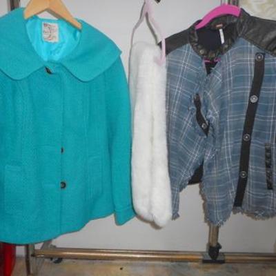 Lot 422 - Womens Coats