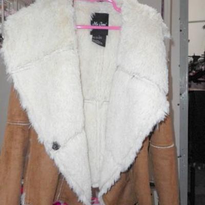 Lot 27 - Little Girls Jackets, Hangers, Clothes Rack 