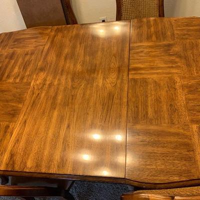 Oval dining table with 6 chairs