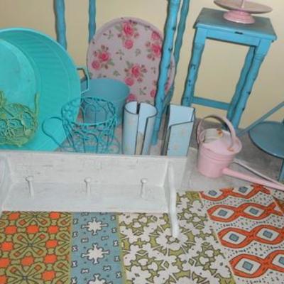 Lot 433 - Great Shabby Chic Tables / Decorative Vintage Items