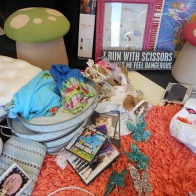 Lot 710 - Misc Lot of Assorted Items Pinocchio marionette puppet, Mushroom stools & more