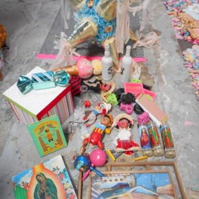 Lot 710 - Misc Lot of Assorted Items Pinocchio marionette puppet, Mushroom stools & more