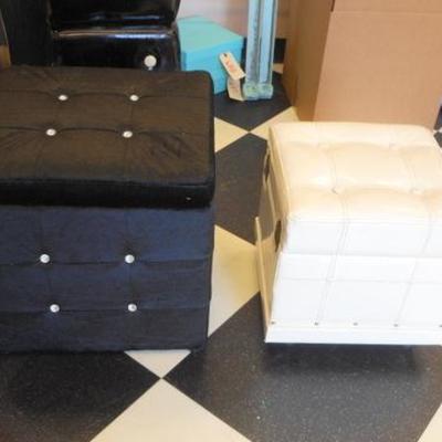 Lot 720 - 2 Cube Container Stools