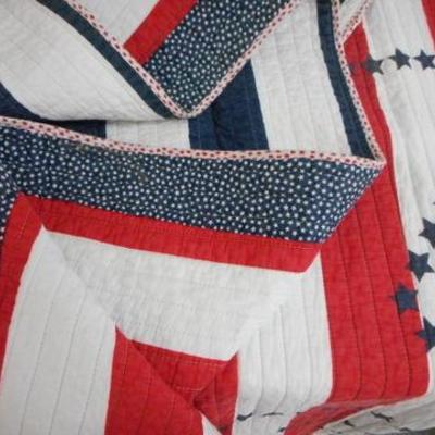 Lot 740 - American Flag Quilt & Men's Retro 4th of July Shirt