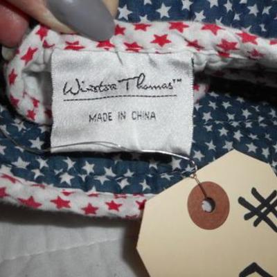 Lot 740 - American Flag Quilt & Men's Retro 4th of July Shirt