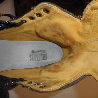 Lot 740 - Bauer In Line Skates, Cary Bag & Protective Gear