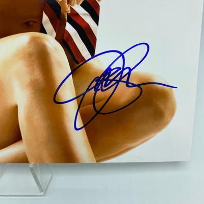 Lot 1 - Signed Jennifer Aniston, Sandra Bullock, Sofia Vergara & More