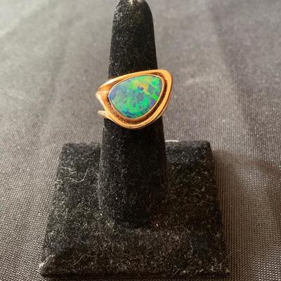 14k gold and opal ring