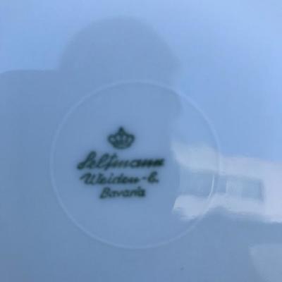 #151 - Collection of Vintage Fiestaware and Bauer Dishes and Vintage Blender