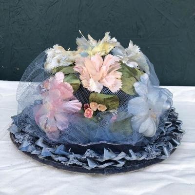 #152 - Large Lot of Antique Accessories