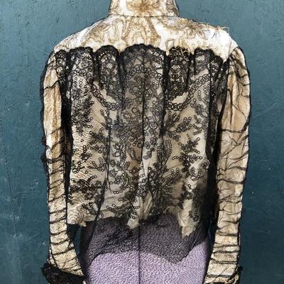 #152 - Large Lot of Antique Accessories