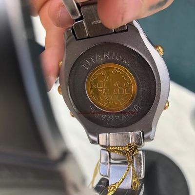 #152 - Large Lot of Antique Accessories