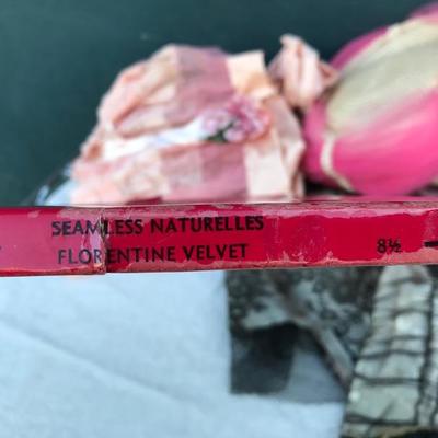 #152 - Large Lot of Antique Accessories