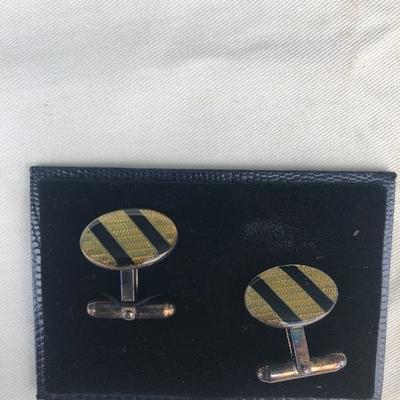 #152 - Large Lot of Antique Accessories