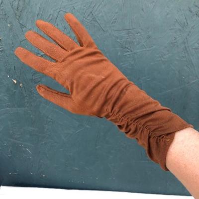 #152 - Large Lot of Antique Accessories