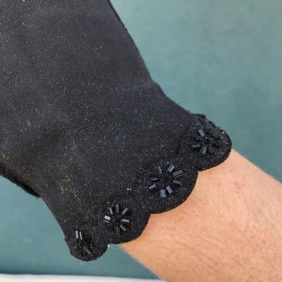 #152 - Large Lot of Antique Accessories