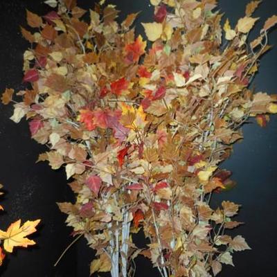 Lot 844 - Autumn Leaves - 2 Trees & Garland Strands & Extra Table Leaves