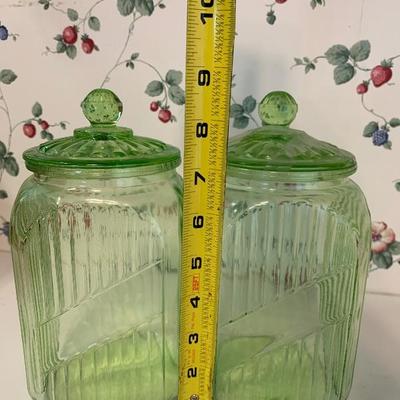 Set of 2 green glass jars