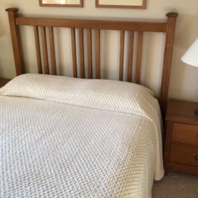 Bassett Mission Style Bedroom Suite, 7 piece