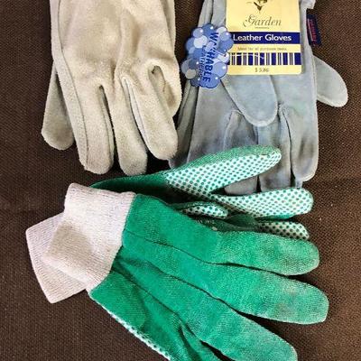 Lot #73 3 sets of women Large  Garden Gloves