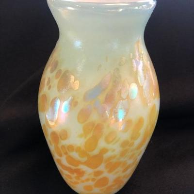 Elaine Hyde Art Glass vase 1979