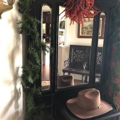Hall tree