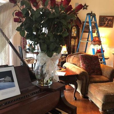 Vase of roses