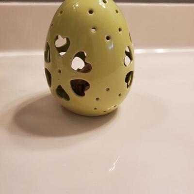 Decorative egg