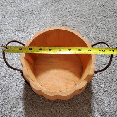 Wooden fall container