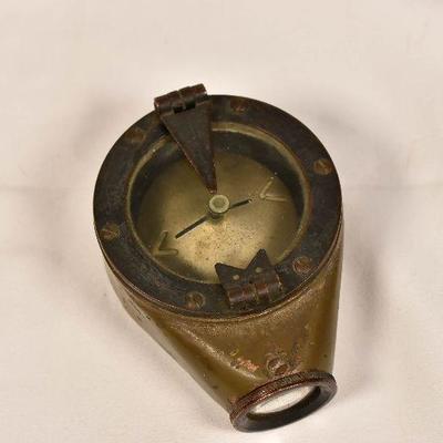 Lot 4: WWI antique marching compass Creagh-Osborne circa 1915