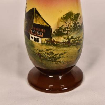 Lot 12: West Germany Vase 4.5