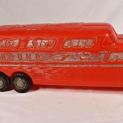 Lot 37: Vintage Empire Plastic Greyhound Scenicruiser #8242 Toy Bus