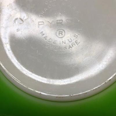 Vintage Lime Green Pyrex Bowl w/Lid 