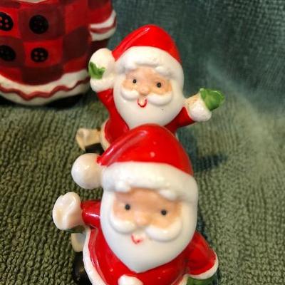 Santa Table Service Collection