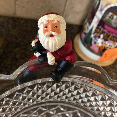 Santa Table Service Collection