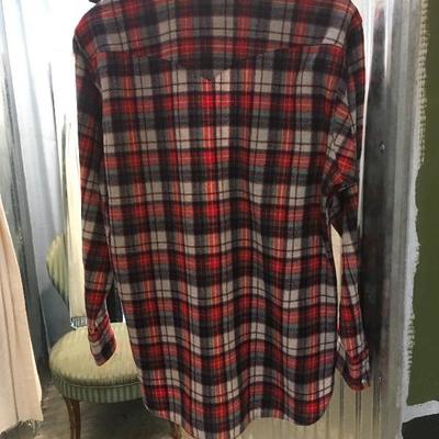 Lot 38  Vintage Pendleton  Pearl Snap shirt 