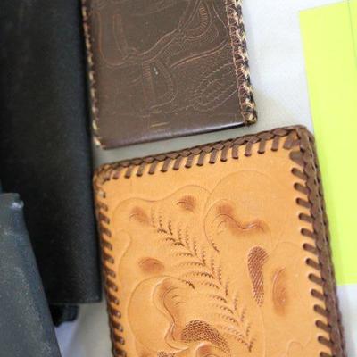 Lot 40 Wallets and Purse