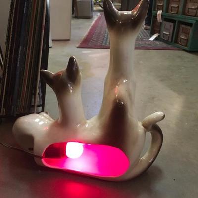 Lot 99  Very cool Mid-Century lighted Siamese Cat Lamp