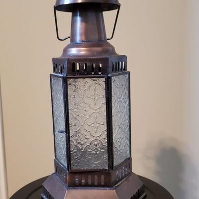 Lantern with frosted glass