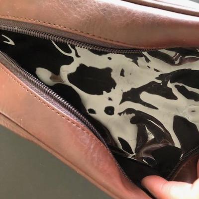 Munsingwear Menâ€™s Shaving/Overnight Bag
