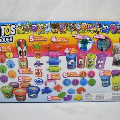 Scentos Scented Compound 45+ Piece w/ Sand, Dough & Slime, $25 Retail - New