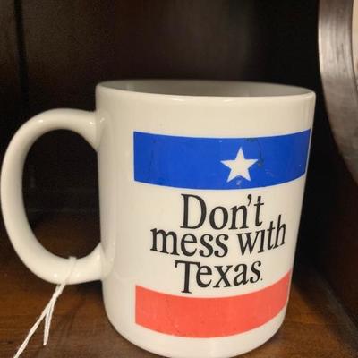 Donâ€™t mess with Texas mug 