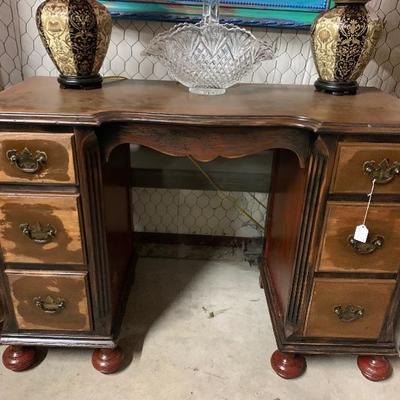 Antique distressed vanity desk 