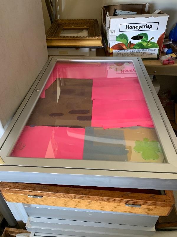 5 aluminum and glass table top display cases