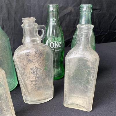 Various Old Glass Bottles Lot 579