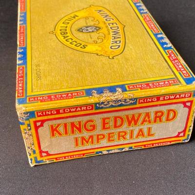 King Edward Imperial Vintage Tobacco Box -Lot 583