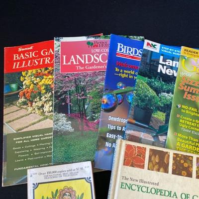 Various Gardening Books and Magazines (9) - Lot 603