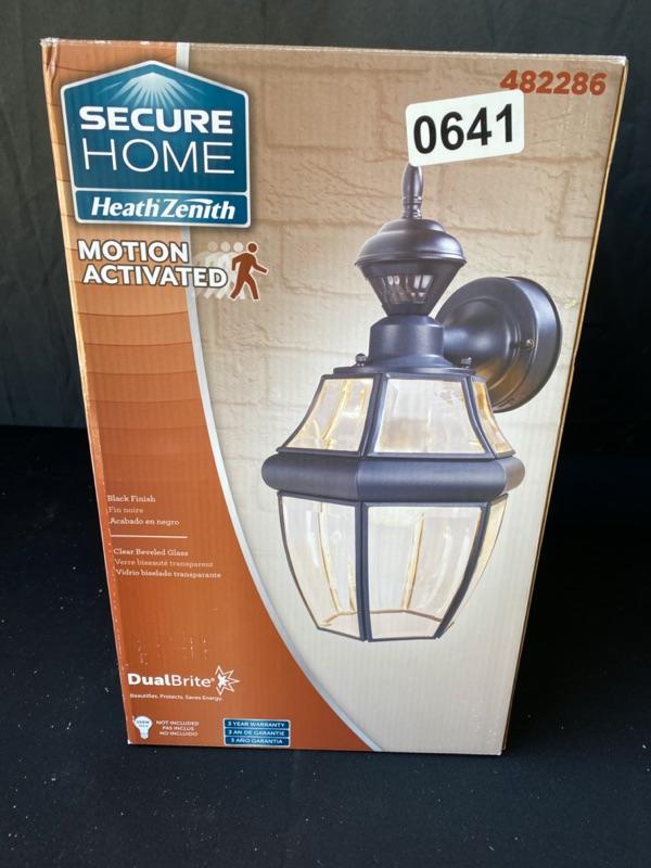 Secure Home Motion Activated Porch Light (New in box)Lot 641