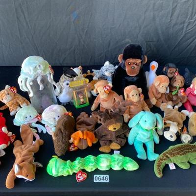 Lot of Beanie Babies (30) -Lot 646