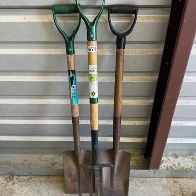 Short Handle Garden Tools (3)-Lot 670
